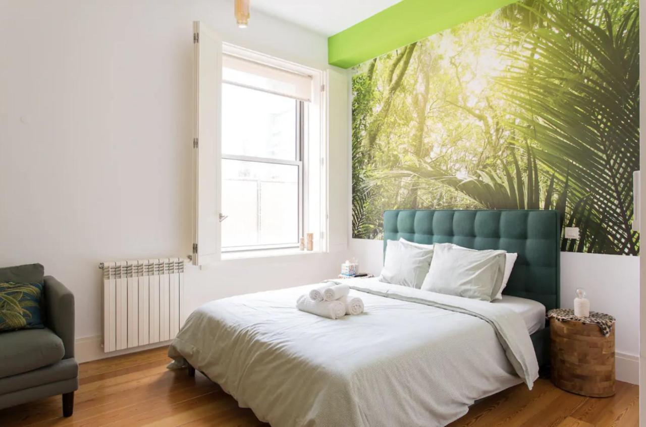 Beautiful 3-Story House In Chiado With A 40M² Private Terrace Appartement Lissabon Buitenkant foto