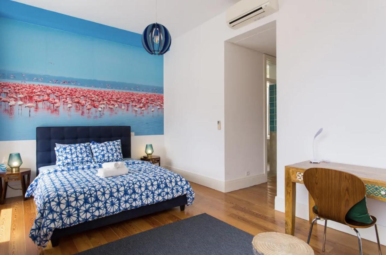 Beautiful 3-Story House In Chiado With A 40M² Private Terrace Appartement Lissabon Buitenkant foto